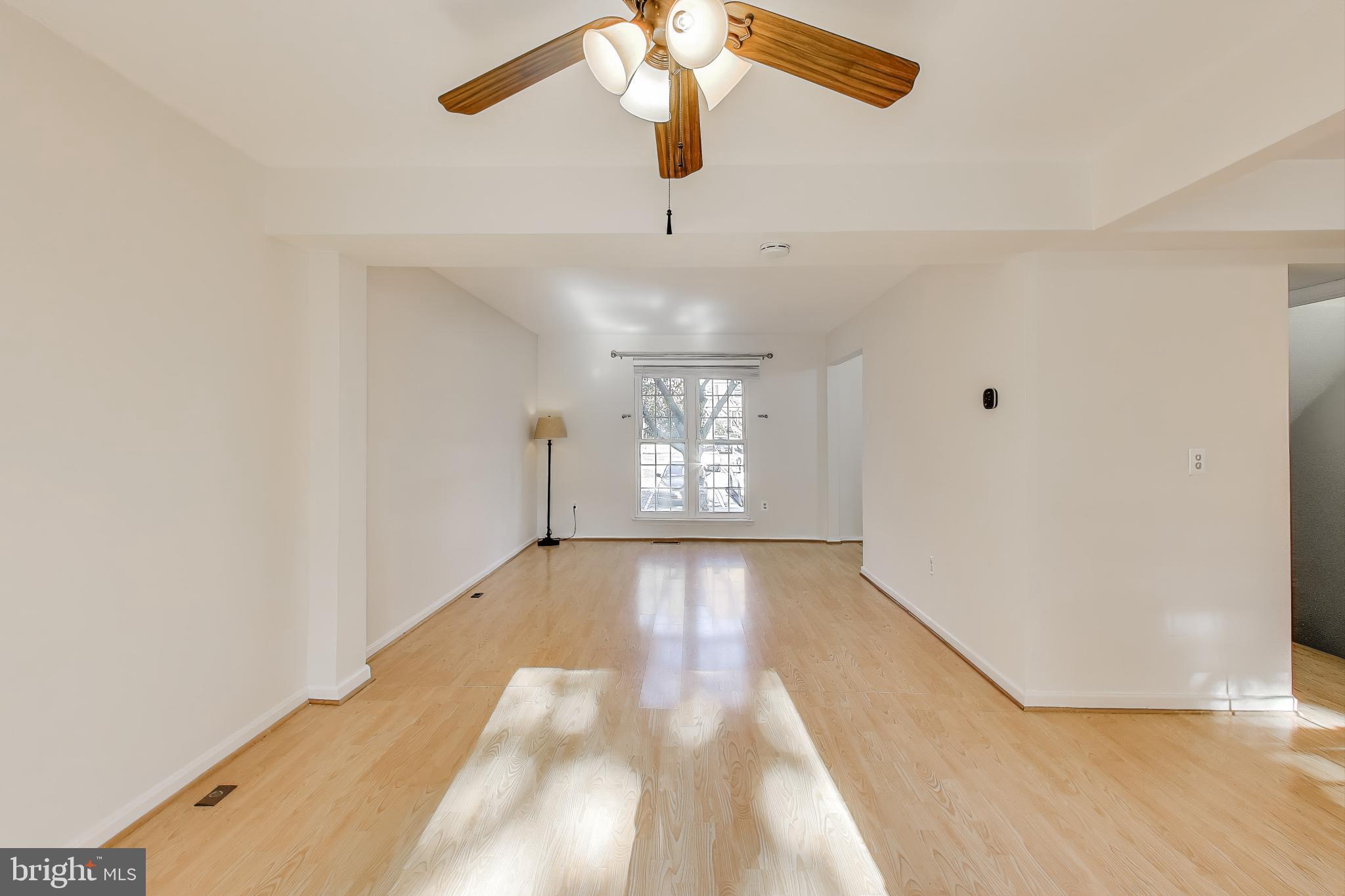 CASHELL MANOR - Residential Lease