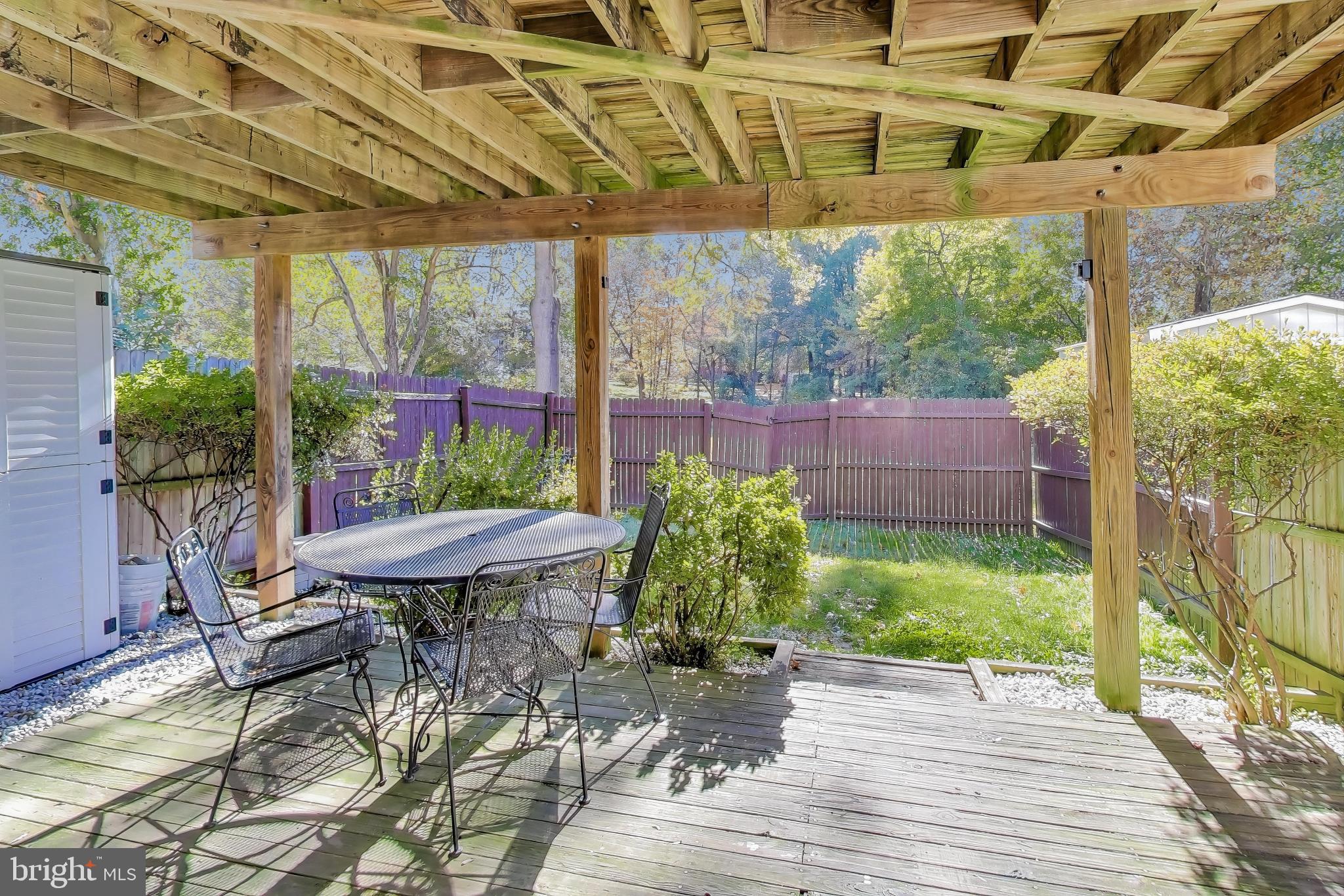 CASHELL MANOR - Residential Lease