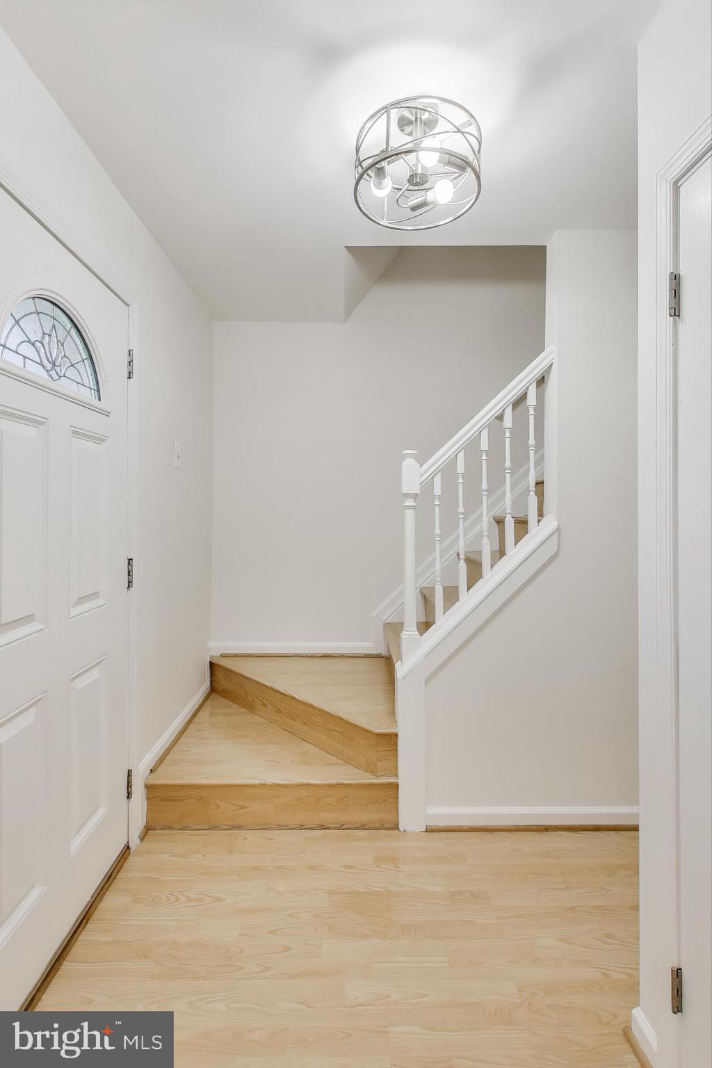 CASHELL MANOR - Residential Lease