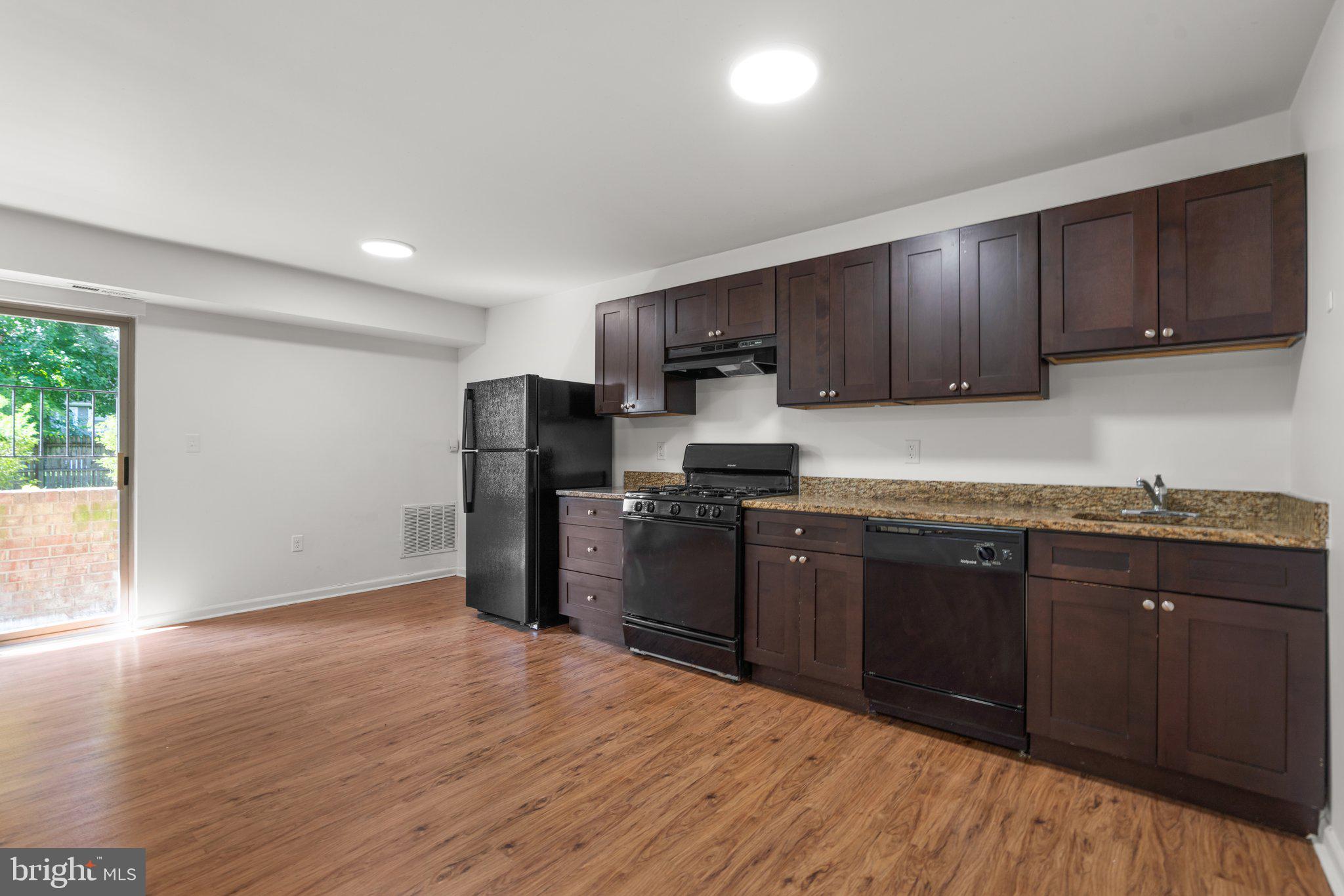 GWYNN OAK - Residential Lease