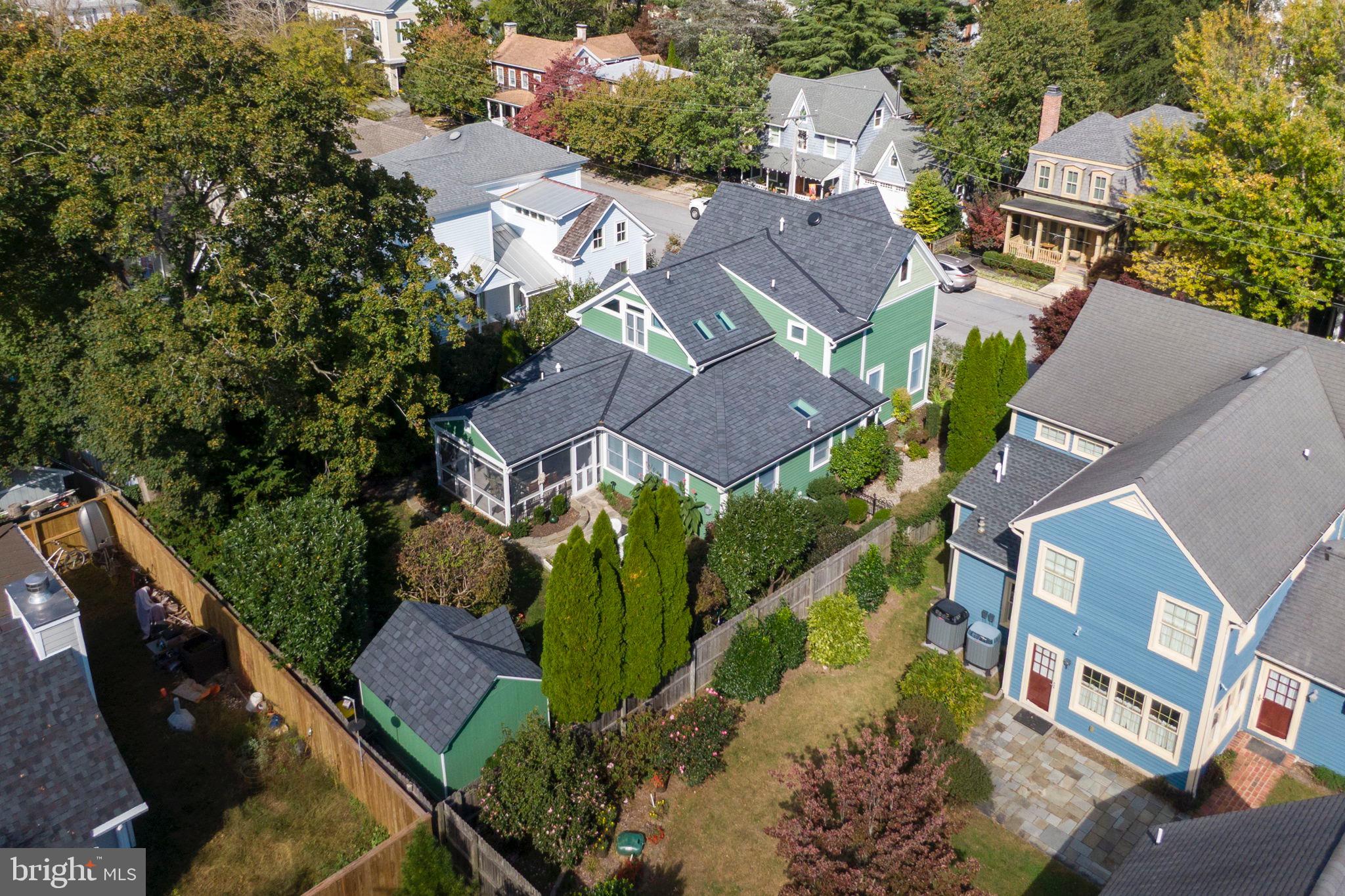 118 JEFFERSON AVENUE