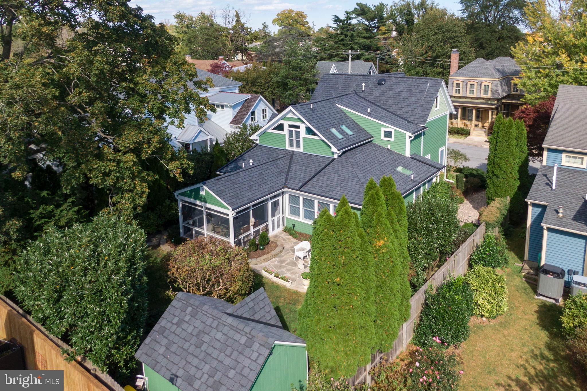 118 JEFFERSON AVENUE