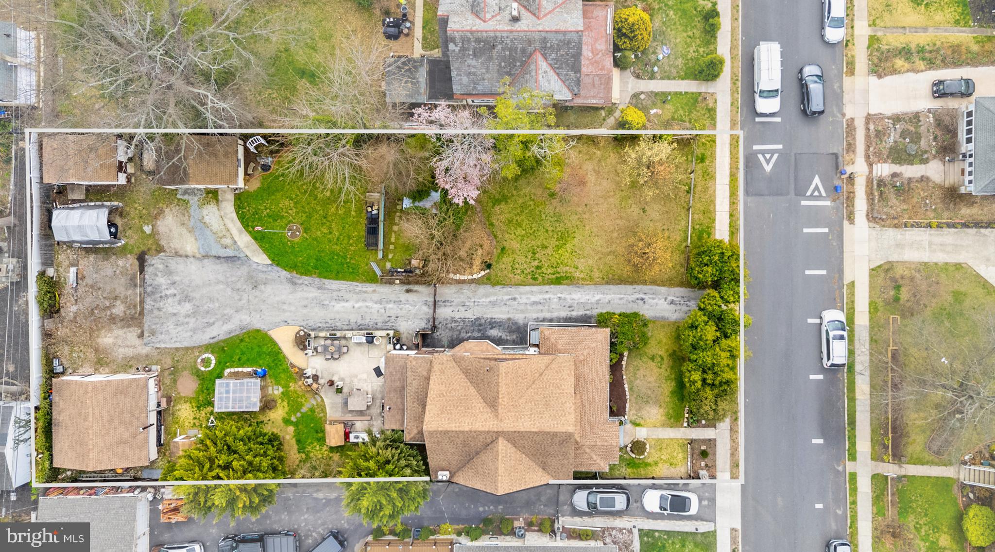 DREXEL PLAZA - Residential