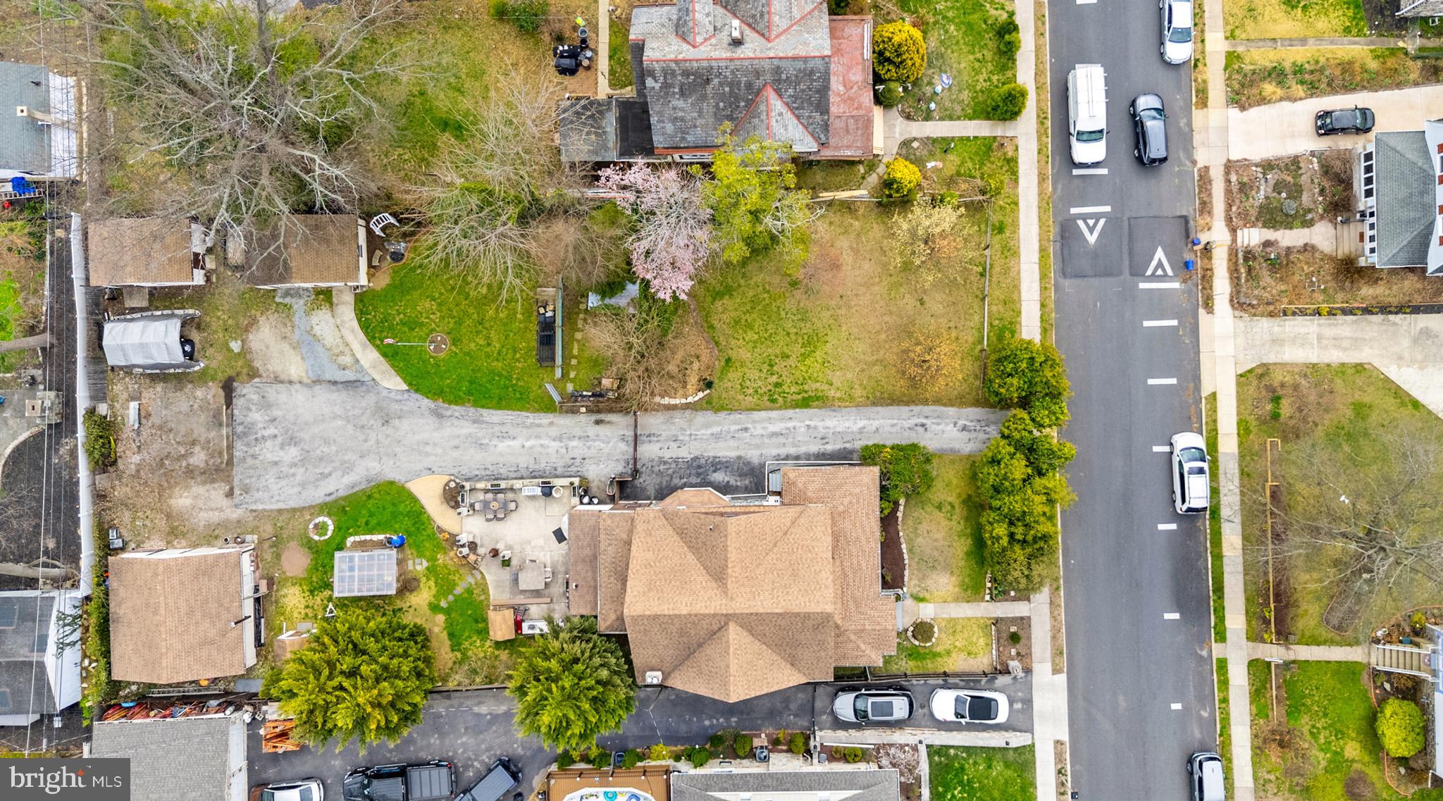 DREXEL PLAZA - Residential