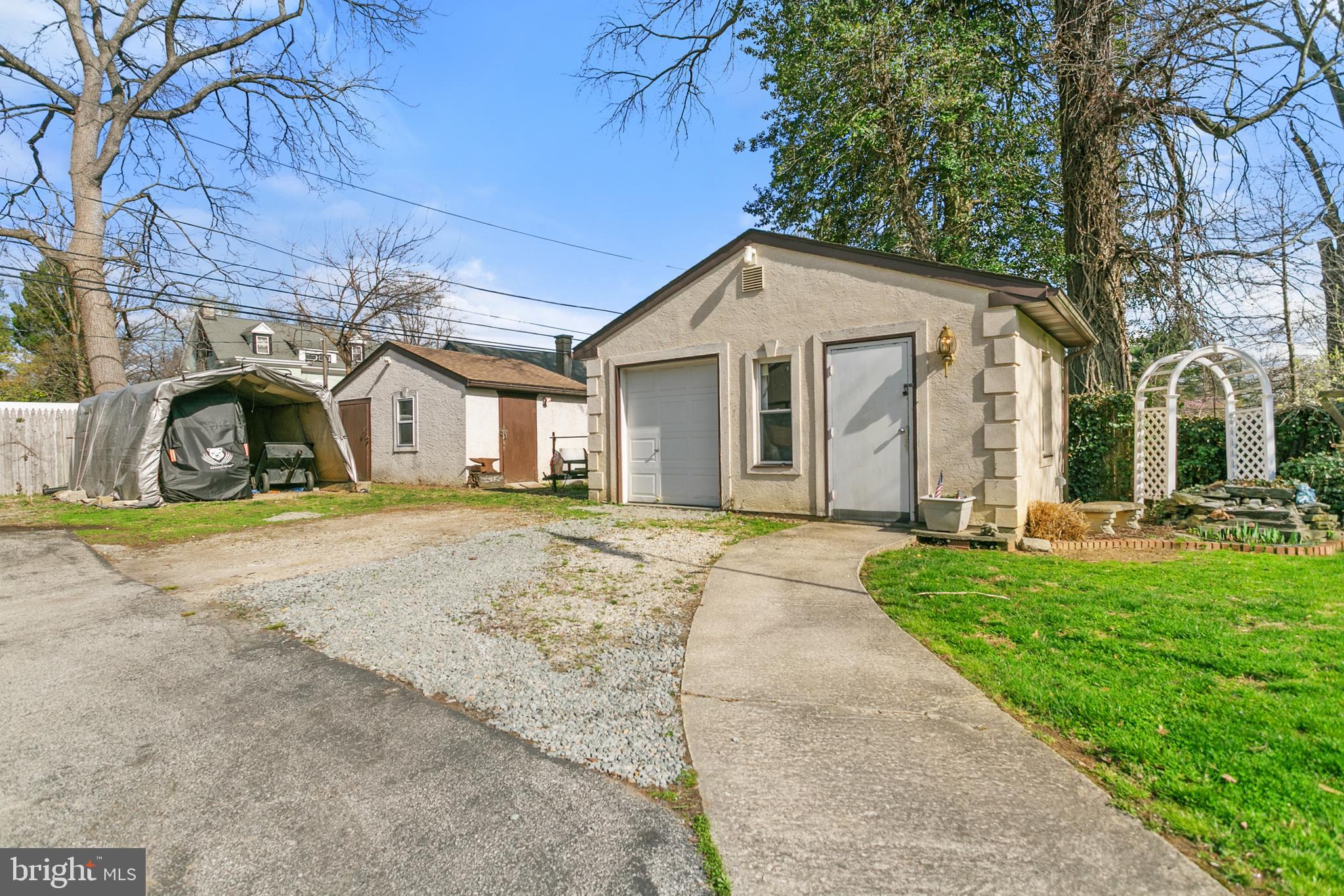 DREXEL PLAZA - Residential