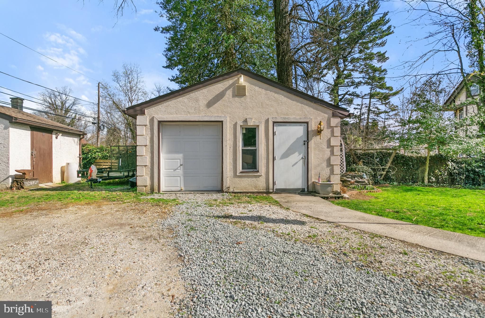 DREXEL PLAZA - Residential