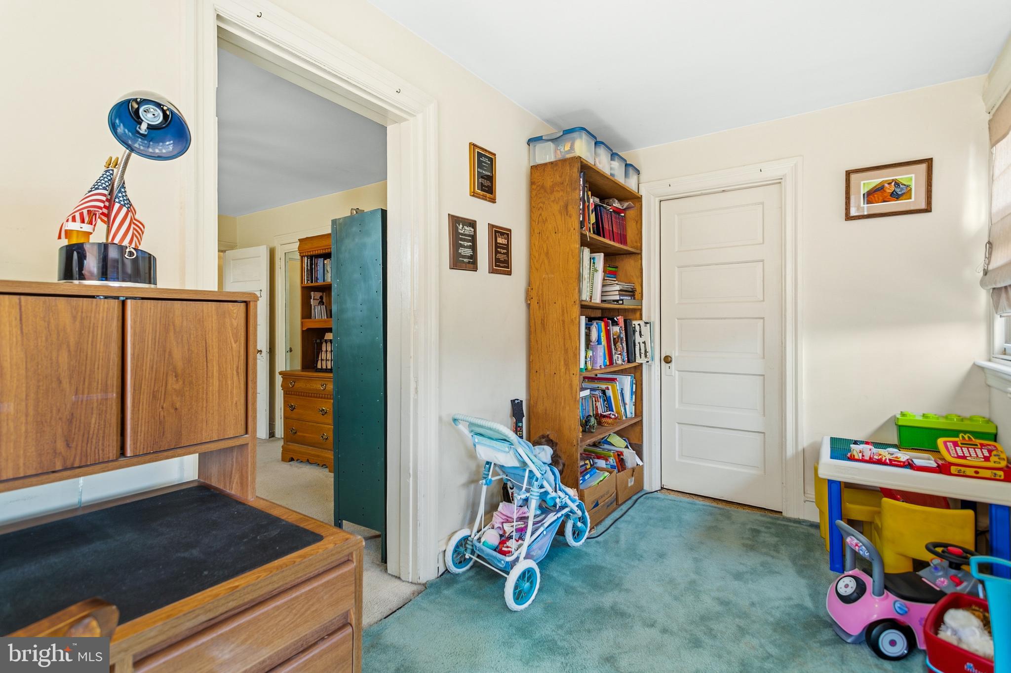 DREXEL PLAZA - Residential