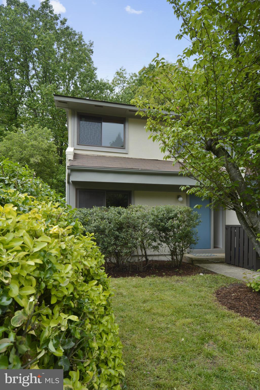 RESTON - Residential