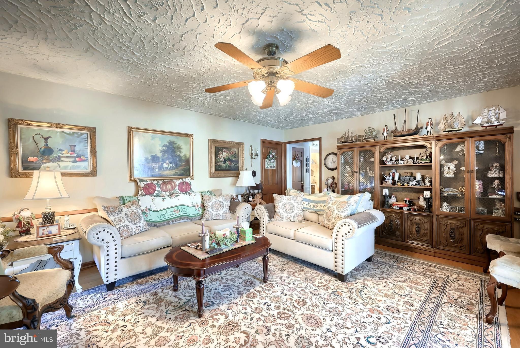 SHERWOOD FOREST - Residential