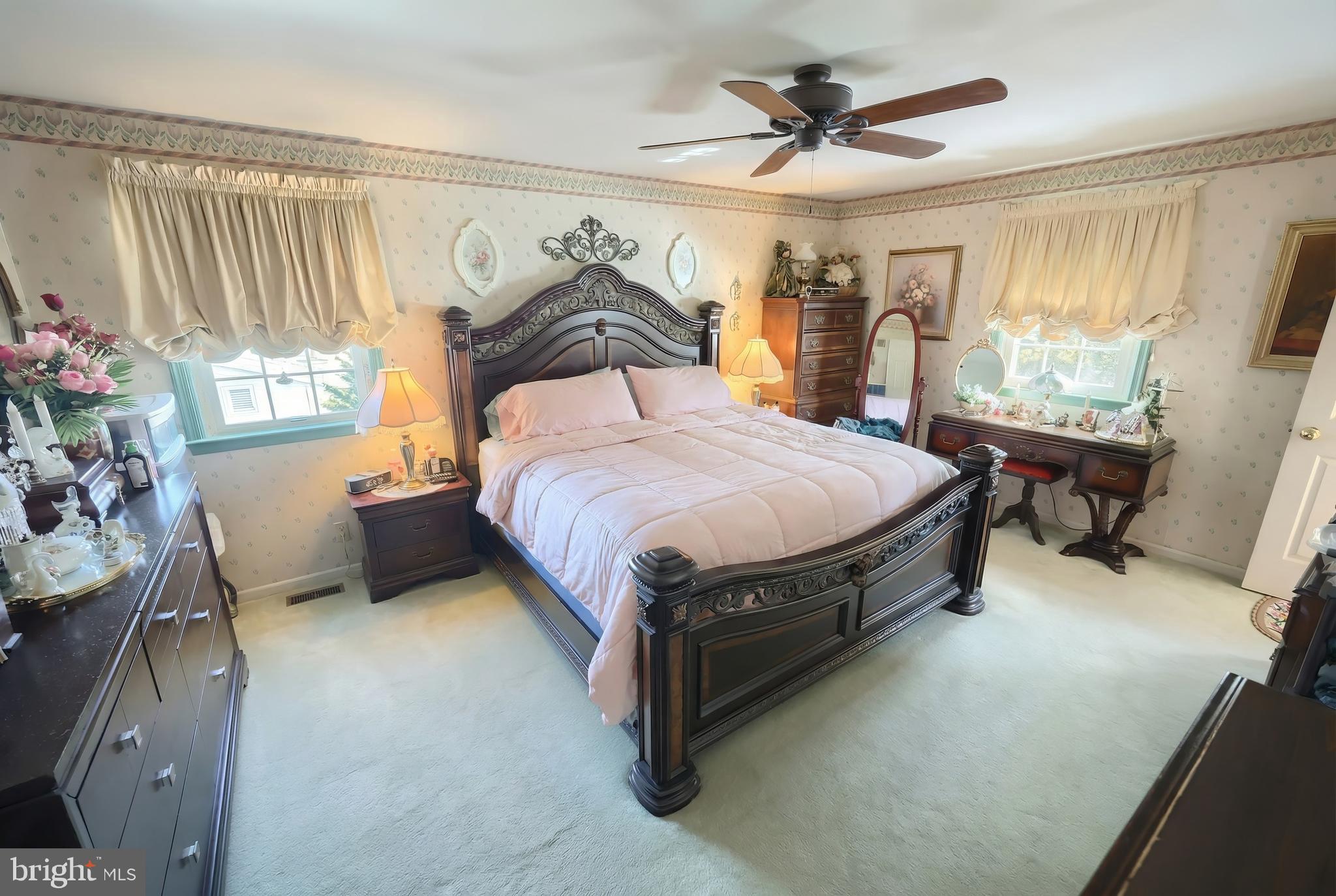 SHERWOOD FOREST - Residential