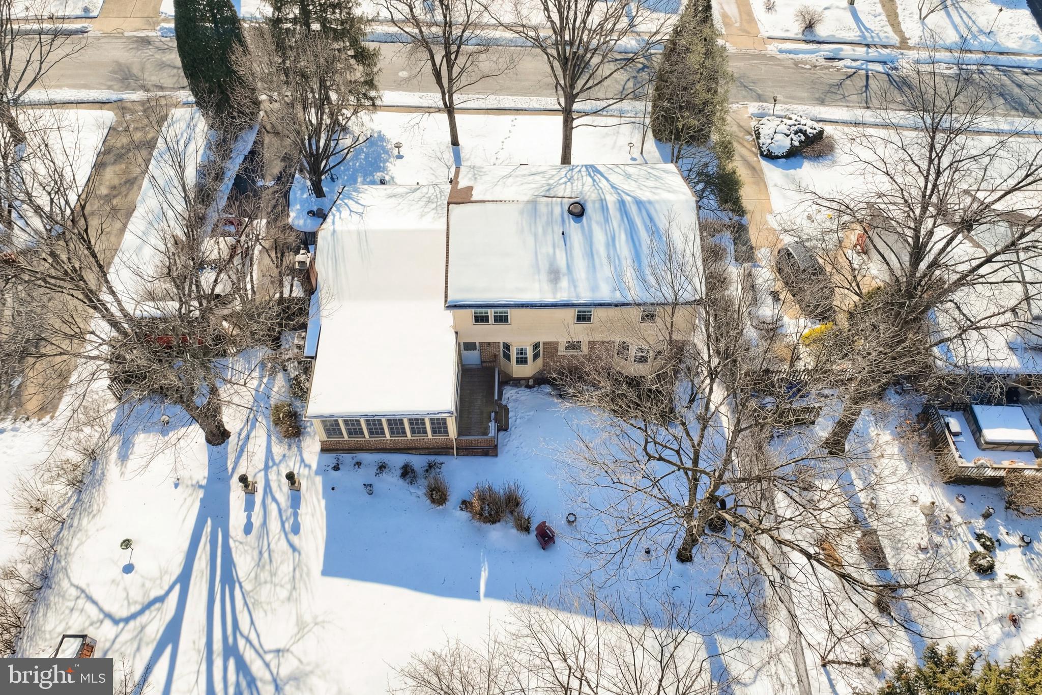 SHERWOOD FOREST - Residential