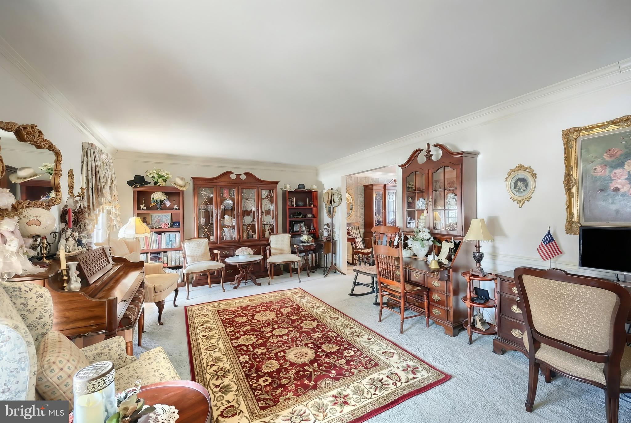 SHERWOOD FOREST - Residential