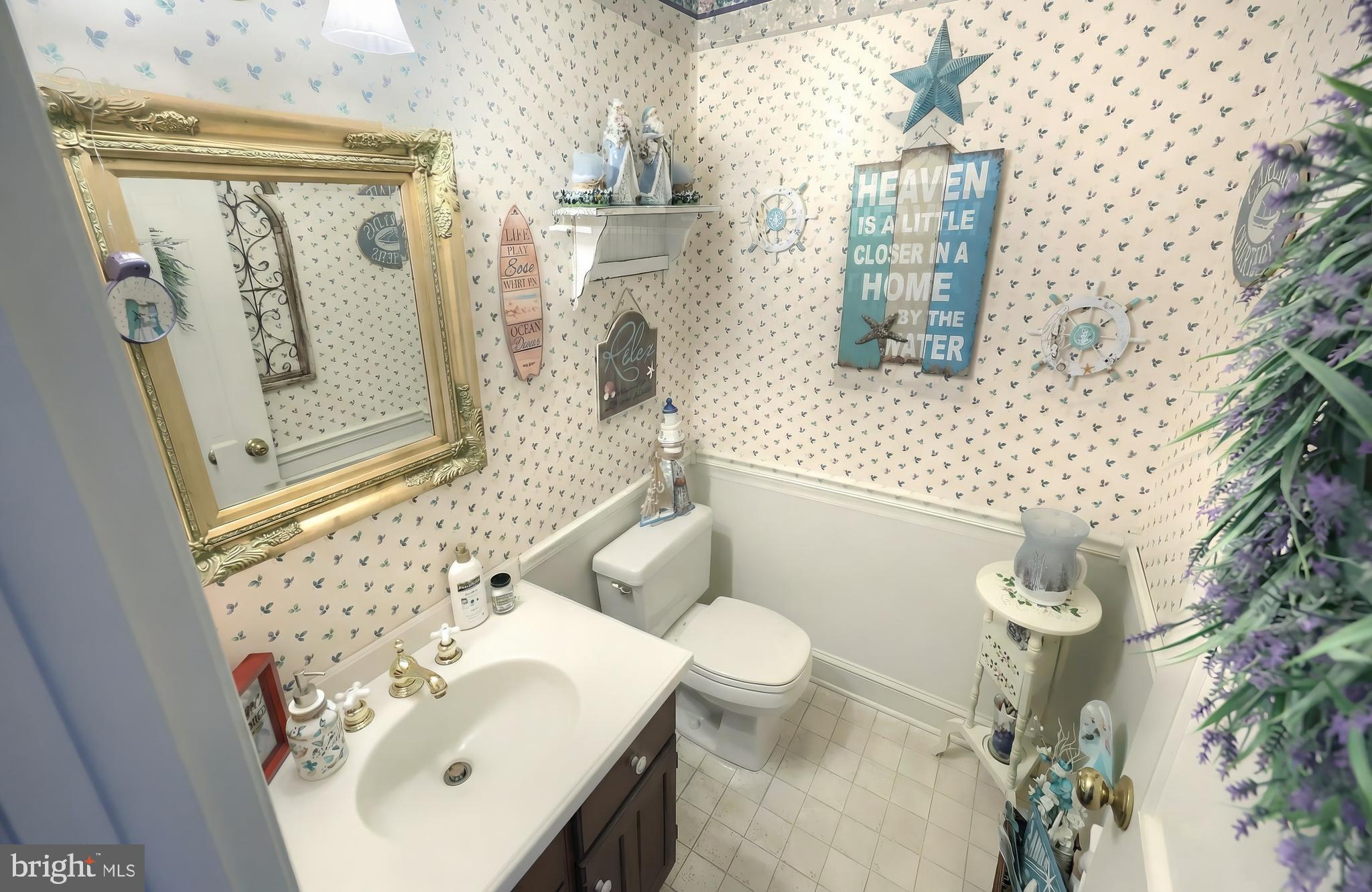 SHERWOOD FOREST - Residential