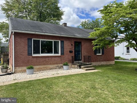 Photo of 2022 Ursinus Avenue, Lancaster, PA 17603 (MLS # PALA2050814)