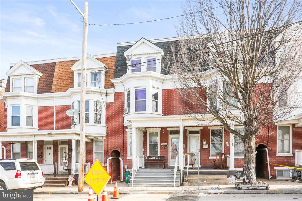 Photo of 23 N Albemarle Street, YORK, PA 17403 (MLS # PAYK2096678)