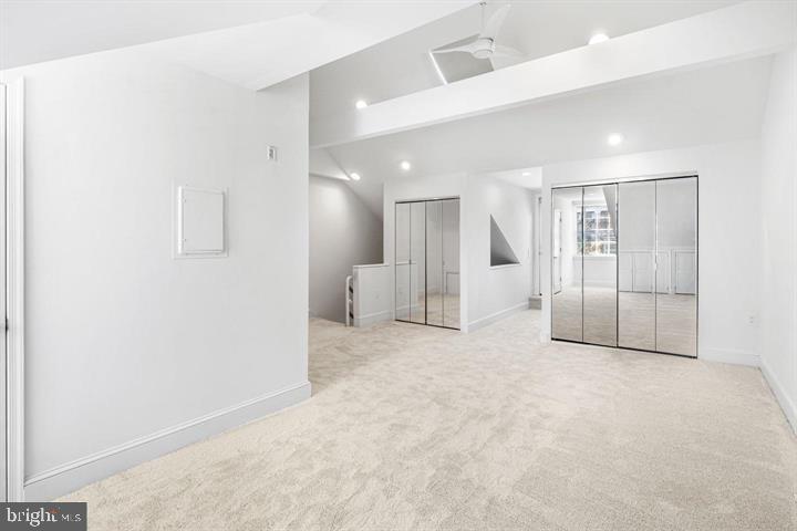 WASHINGTON SQ WEST - Residential