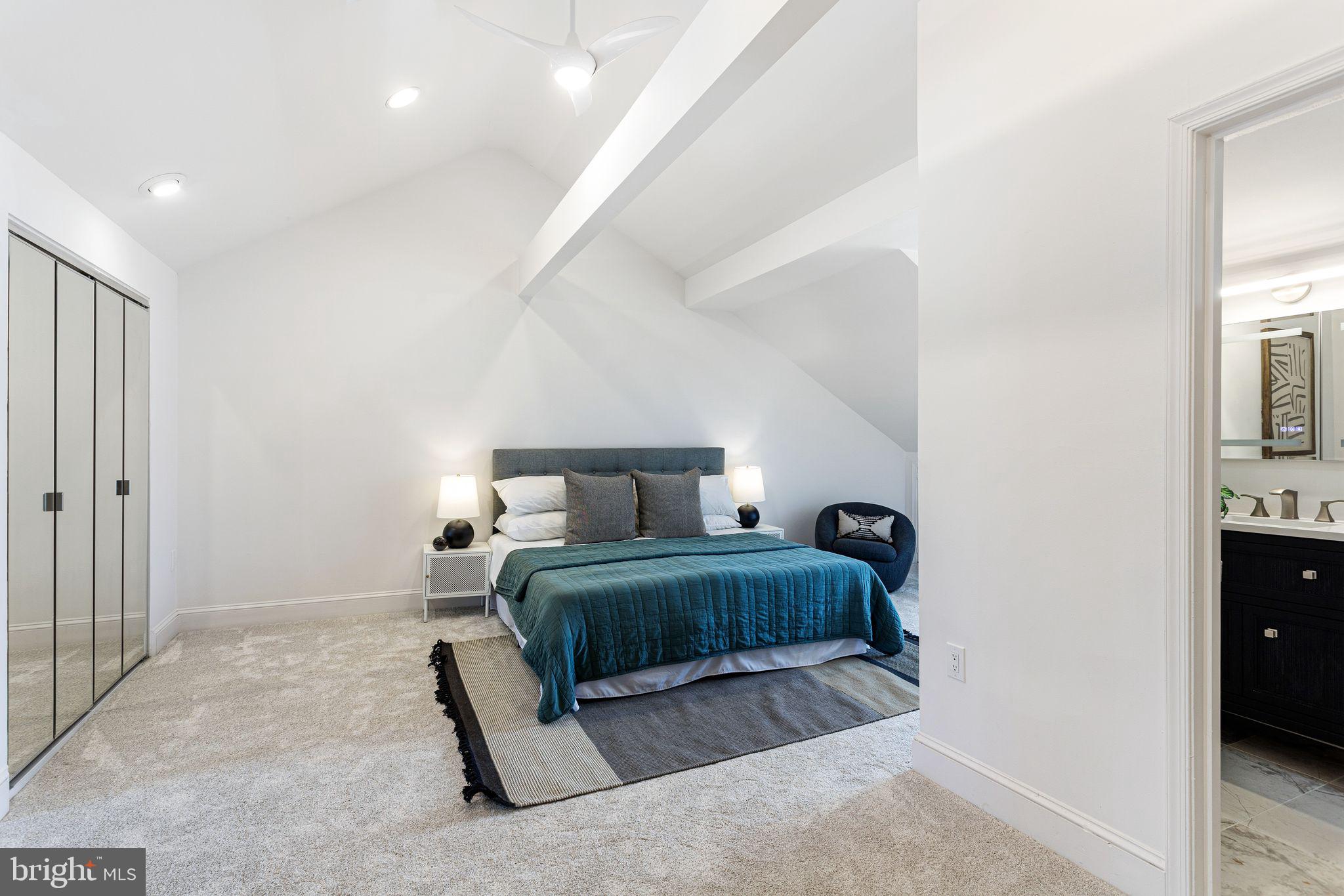 WASHINGTON SQ WEST - Residential