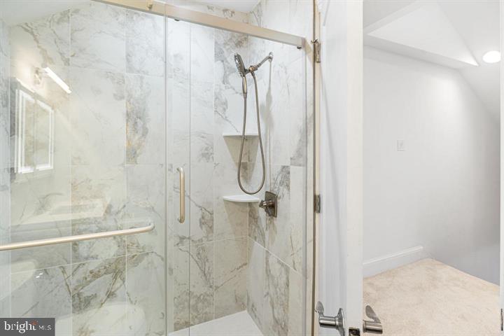 WASHINGTON SQ WEST - Residential