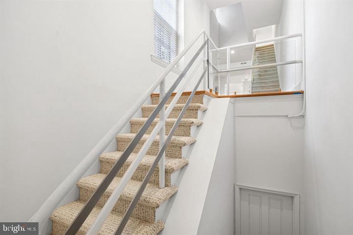 WASHINGTON SQ WEST - Residential