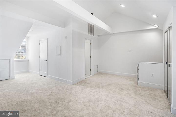 WASHINGTON SQ WEST - Residential