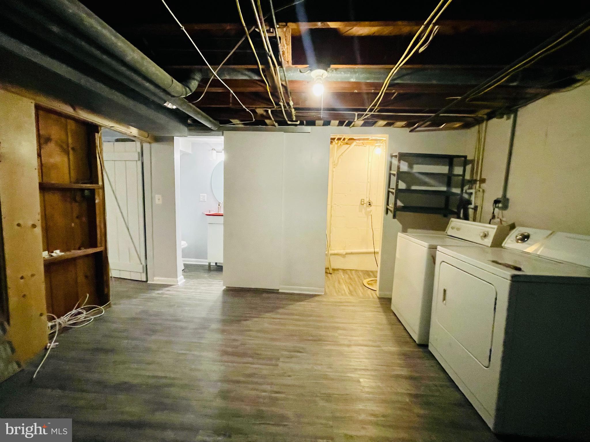 CHARLESMONT - Residential