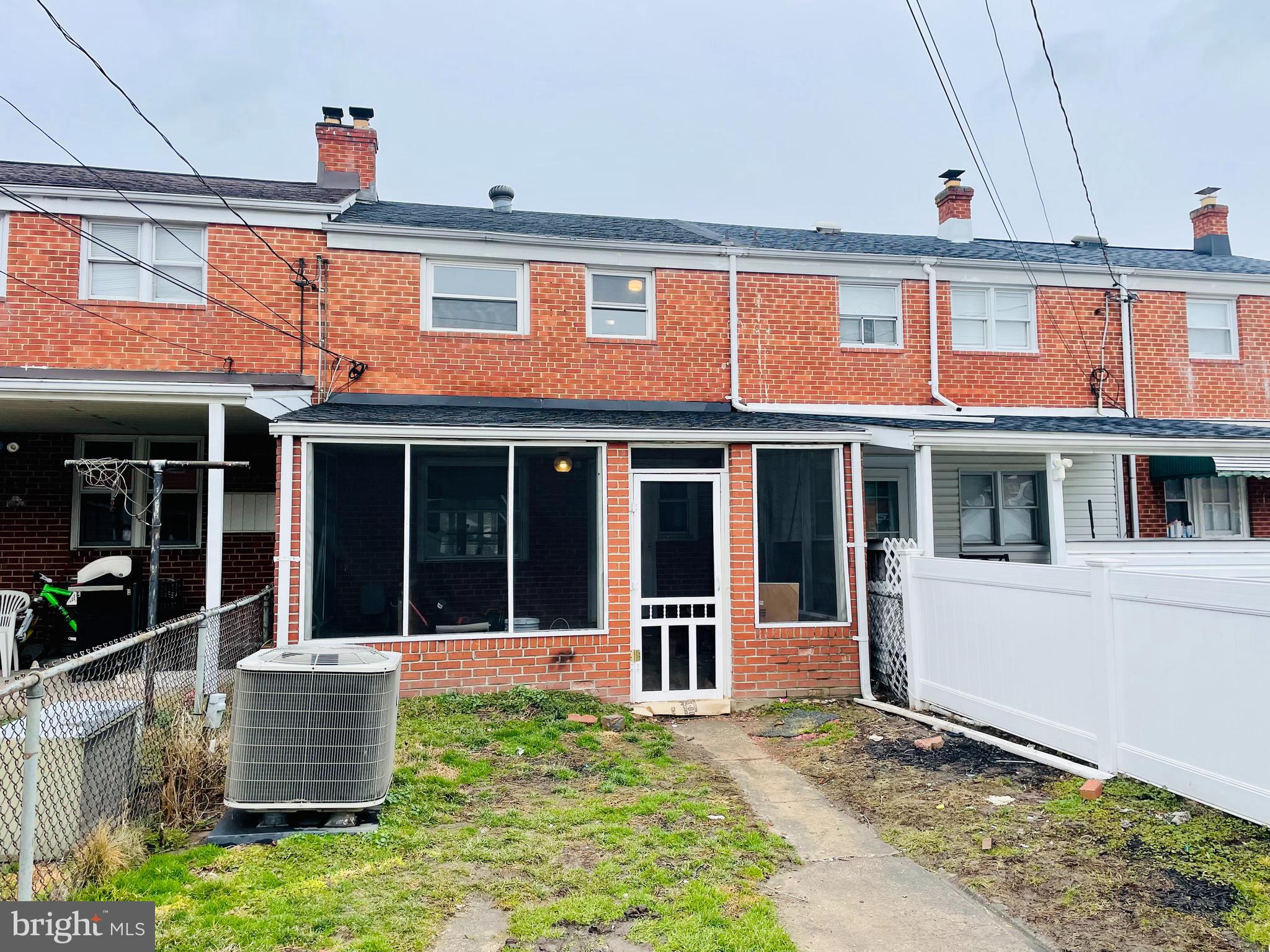 CHARLESMONT - Residential