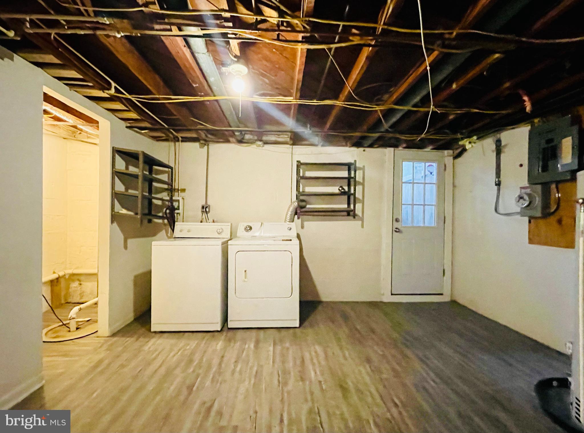 CHARLESMONT - Residential