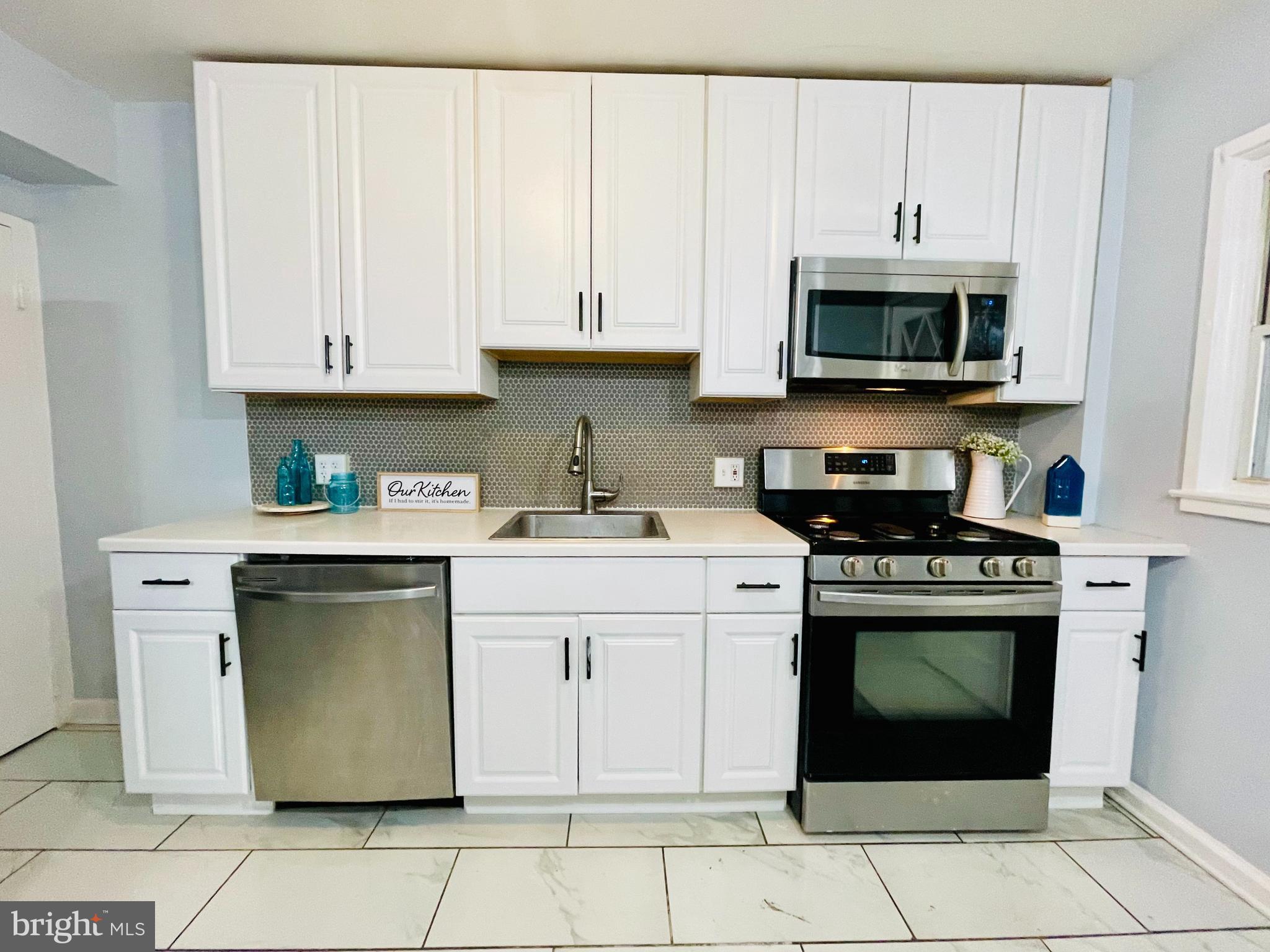 CHARLESMONT - Residential