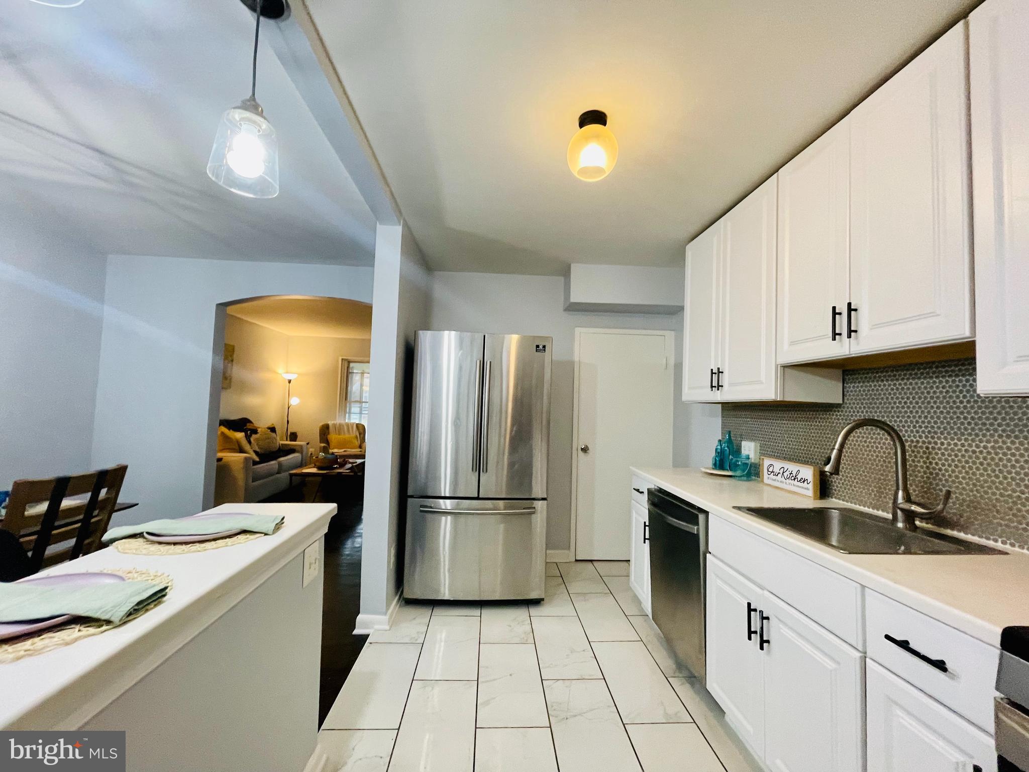 CHARLESMONT - Residential