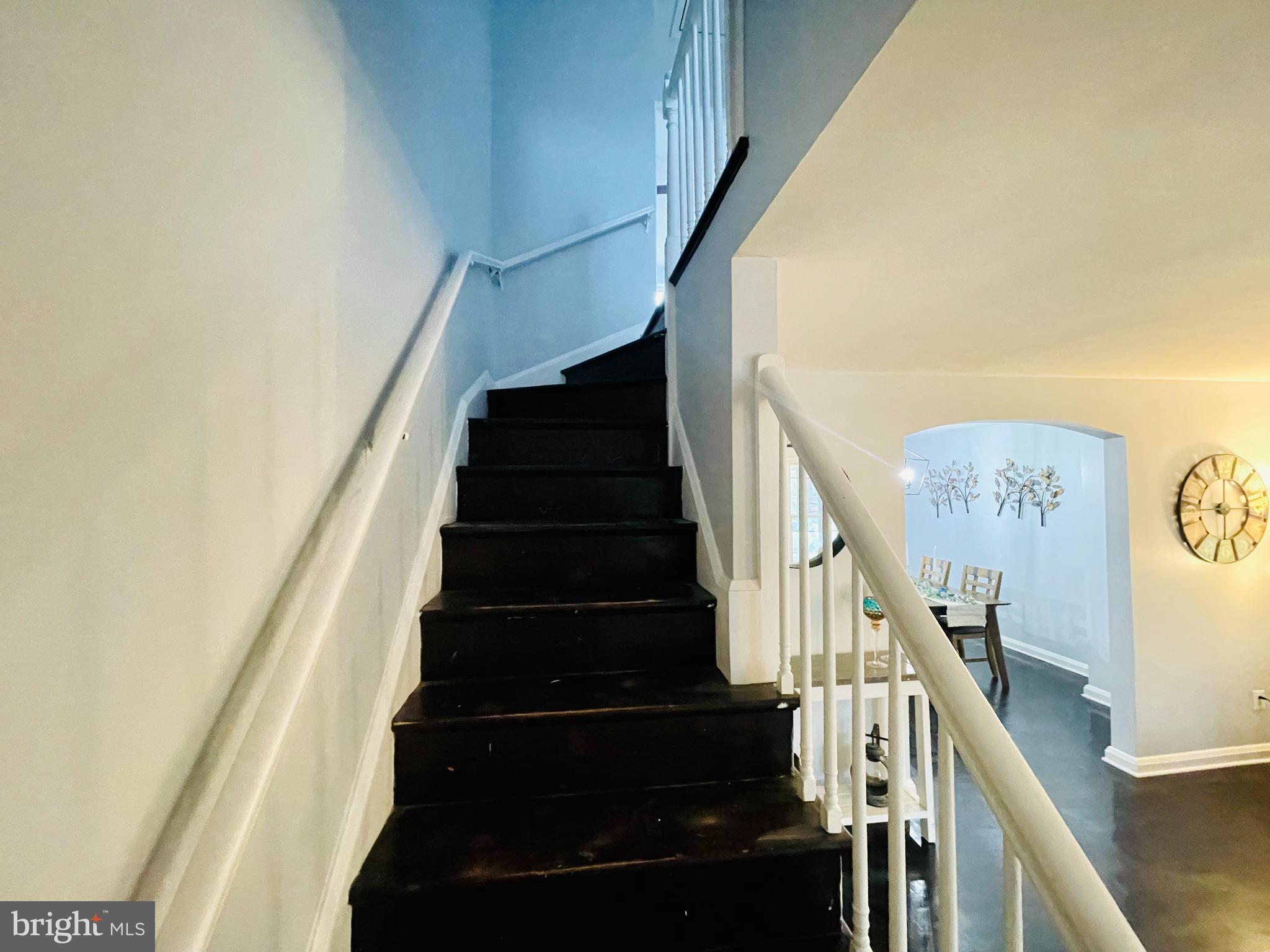 CHARLESMONT - Residential