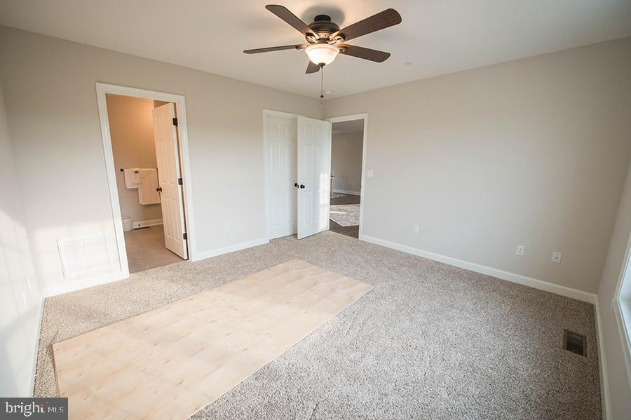 ARCADIA VILLAGE - Residential