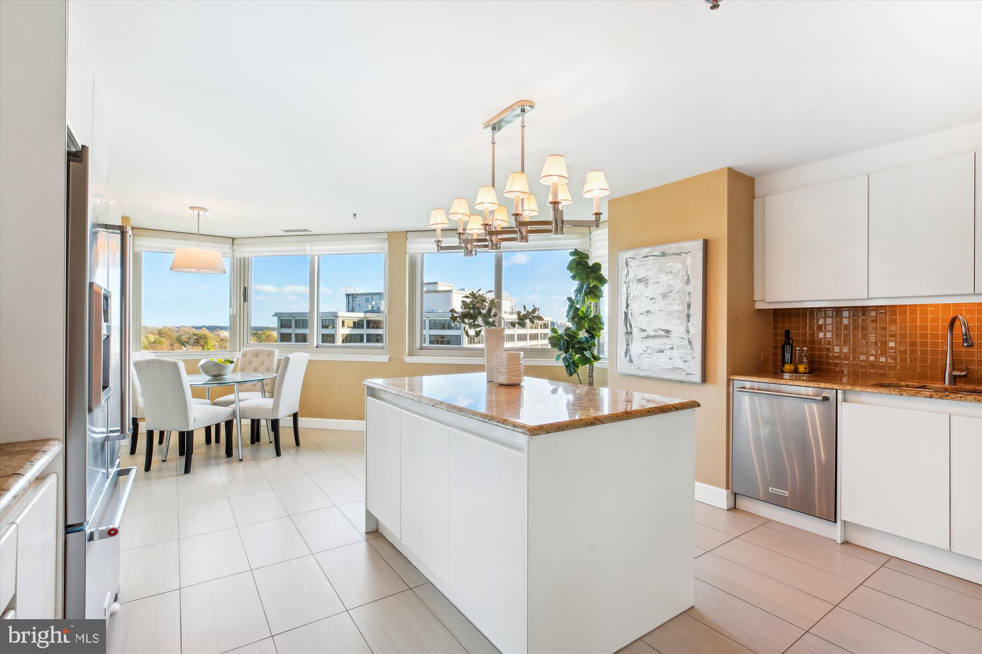 SOMERSET HOUSE CONDOS - Residential