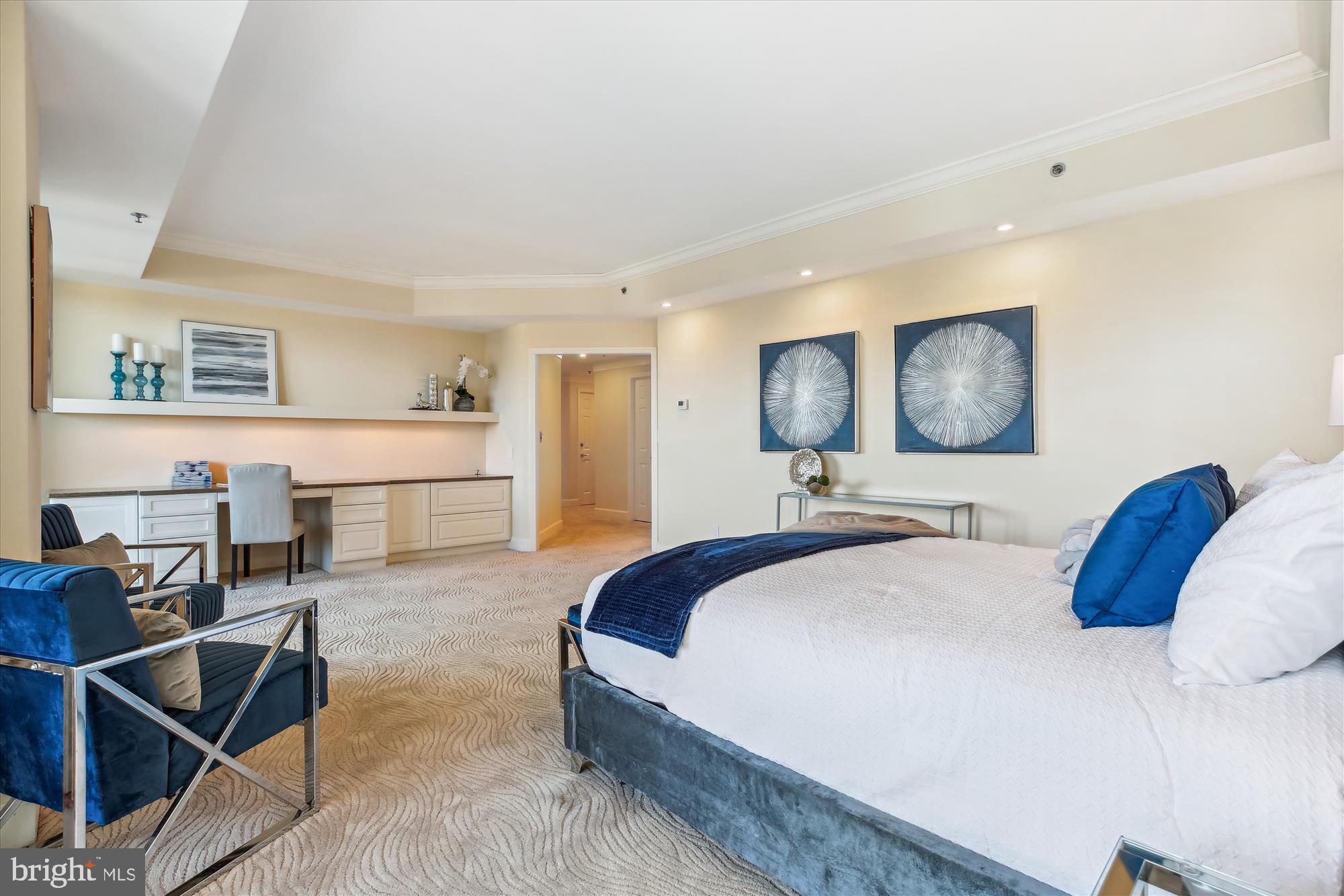 SOMERSET HOUSE CONDOS - Residential