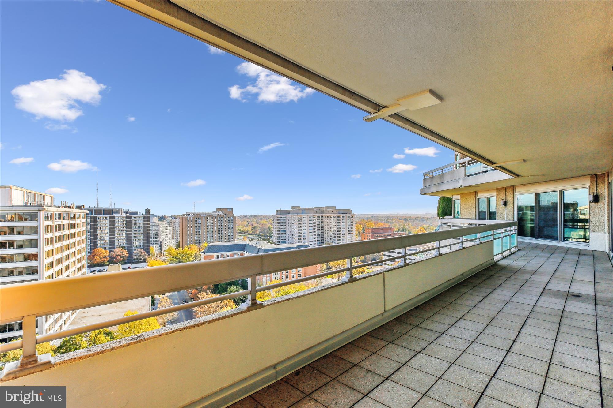 SOMERSET HOUSE CONDOS - Residential