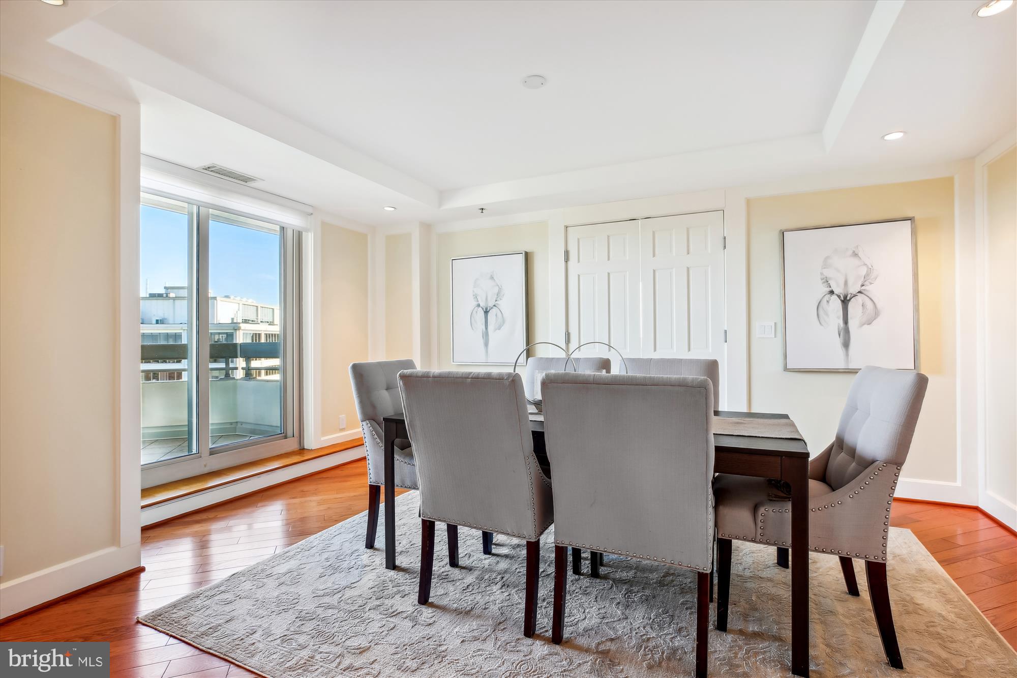 SOMERSET HOUSE CONDOS - Residential