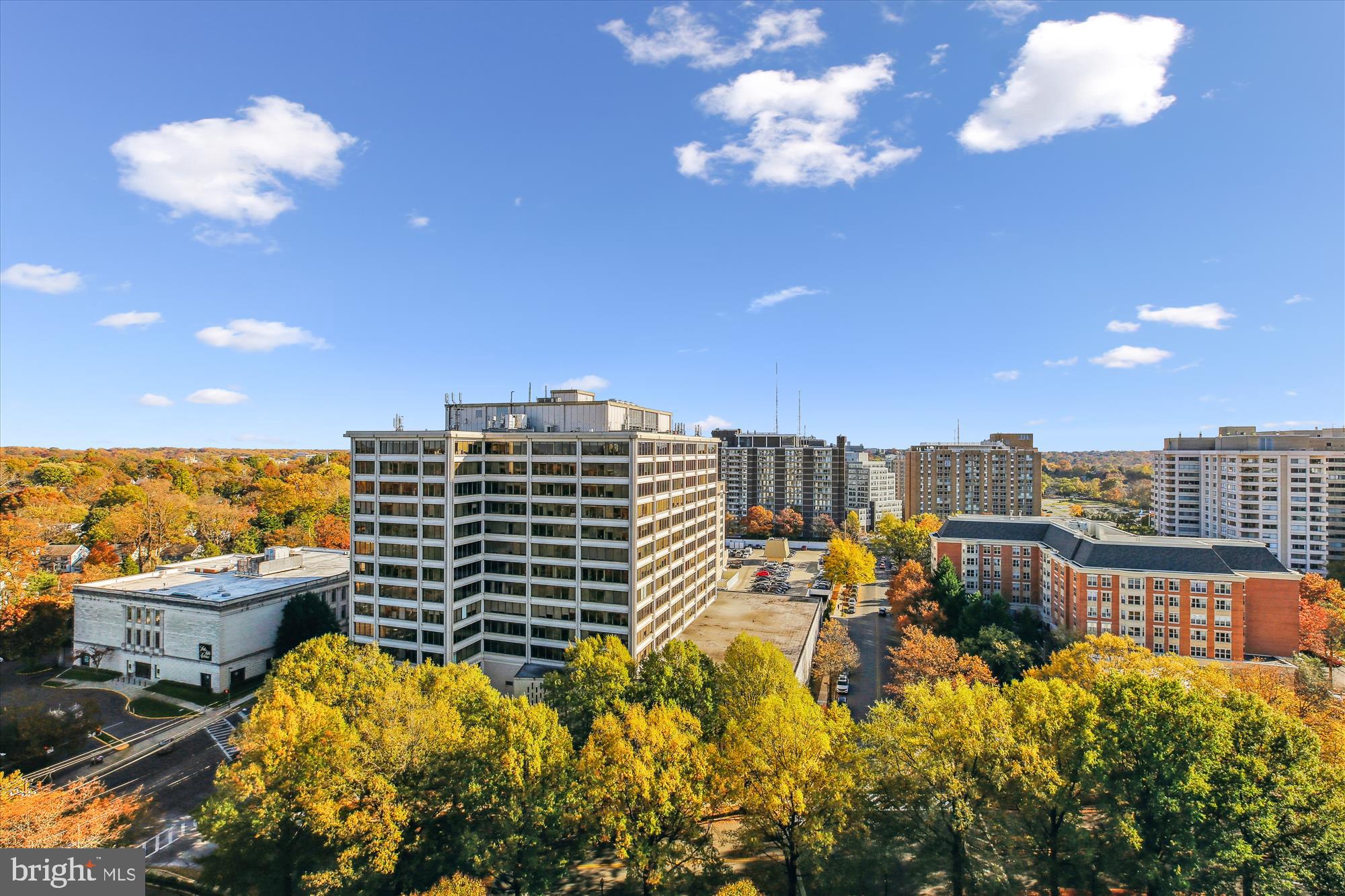 SOMERSET HOUSE CONDOS - Residential
