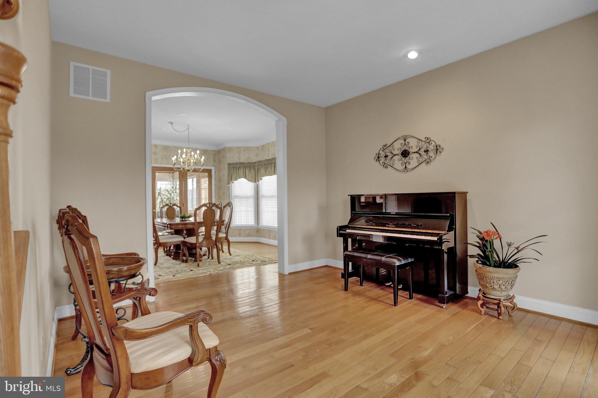 FIELDERS FARM - Residential