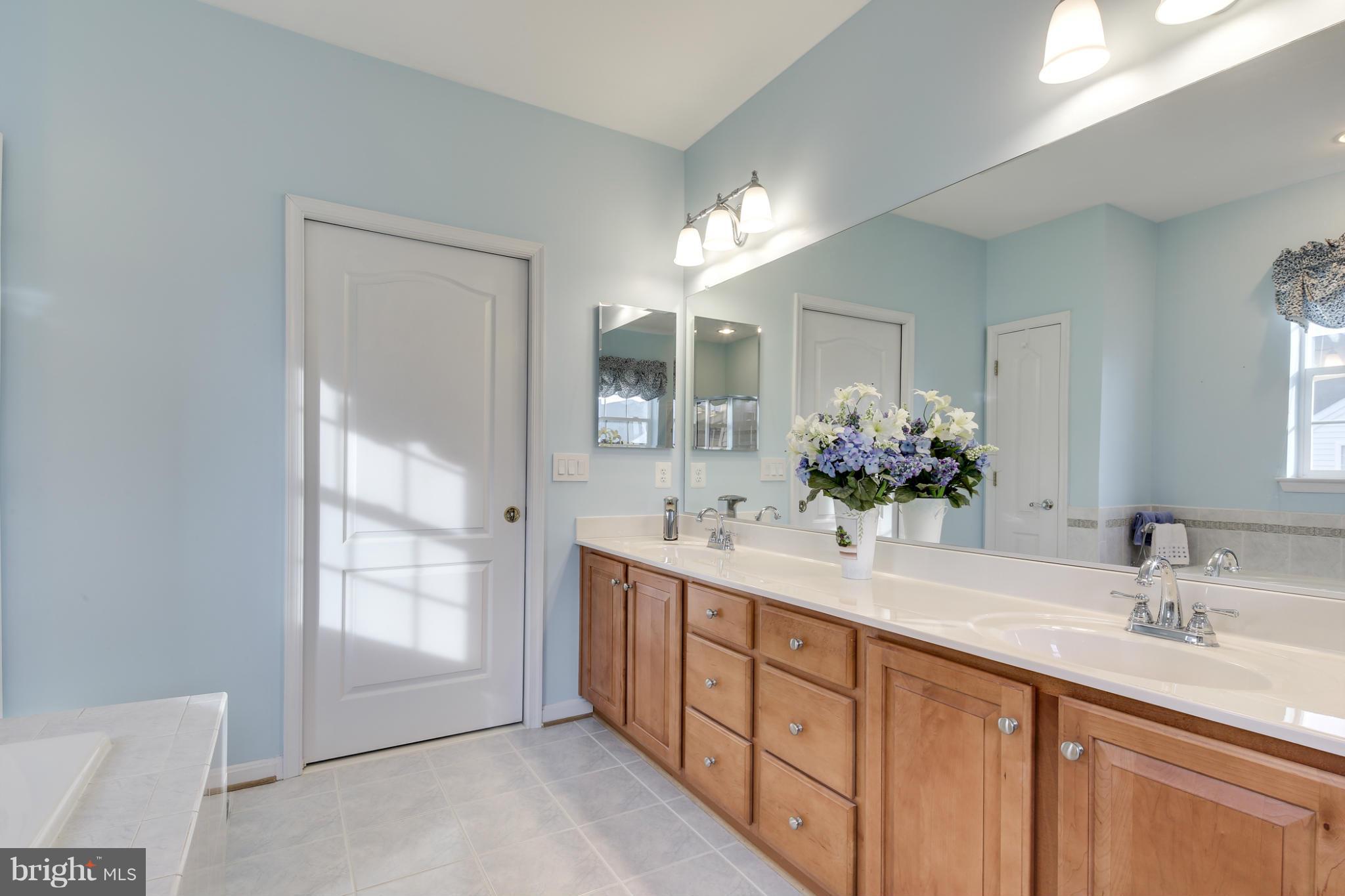 MAPLECREST - Residential