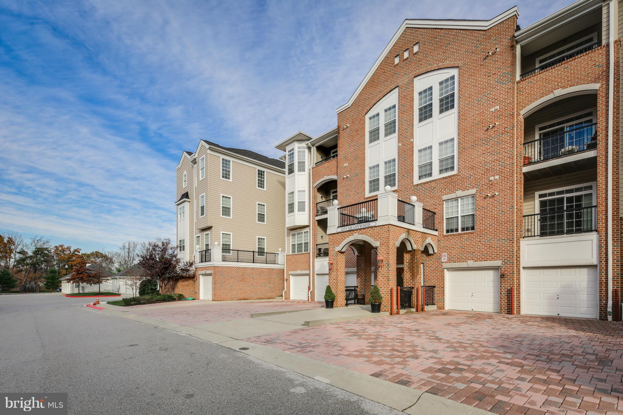 MAPLECREST - Residential