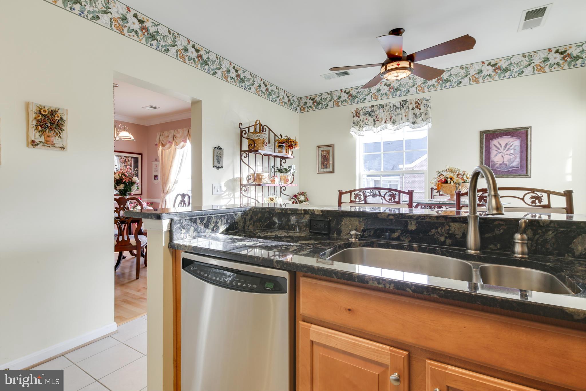 MAPLECREST - Residential