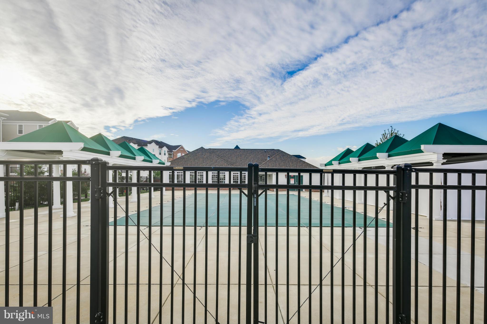 MAPLECREST - Residential