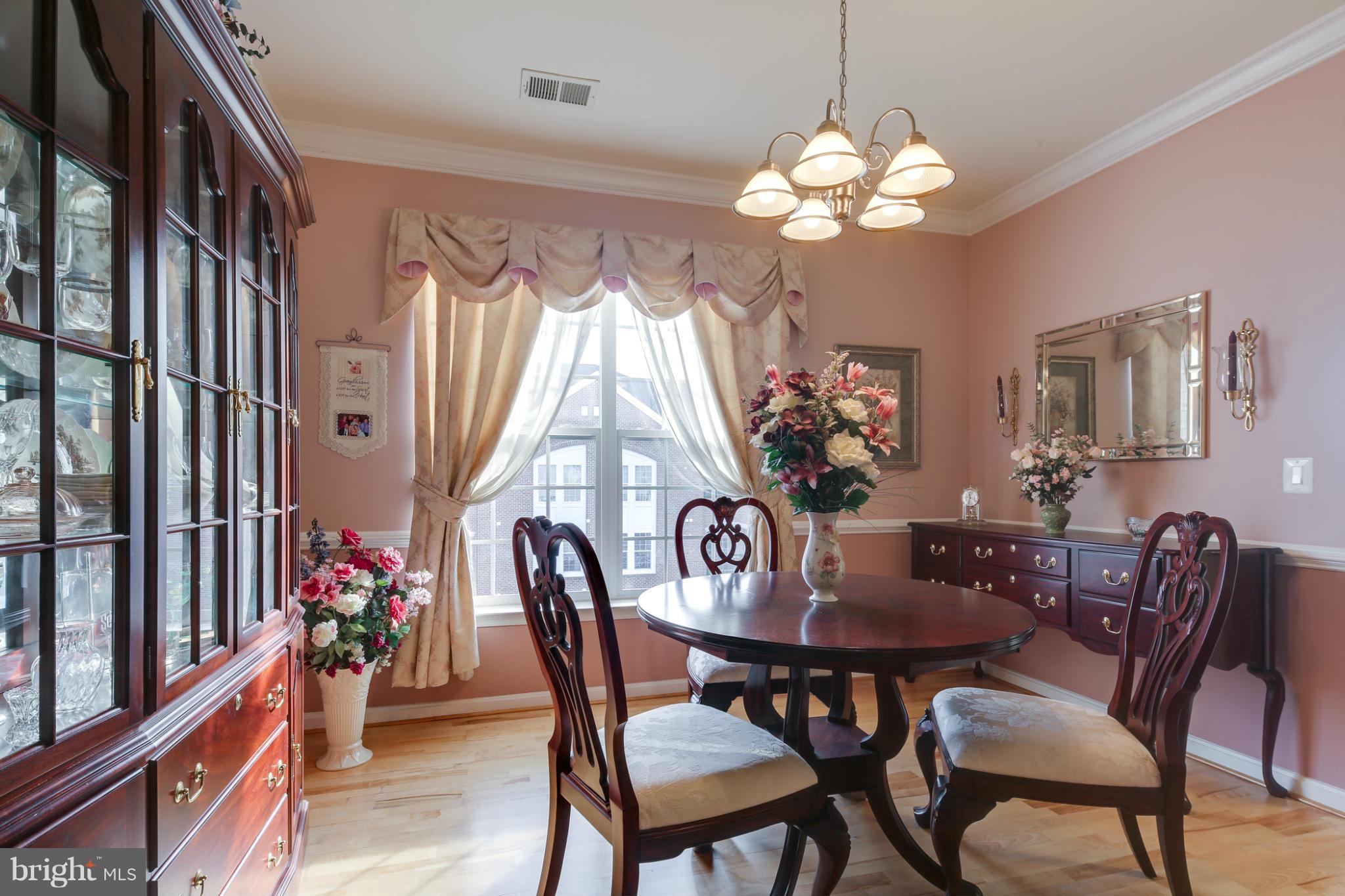 MAPLECREST - Residential