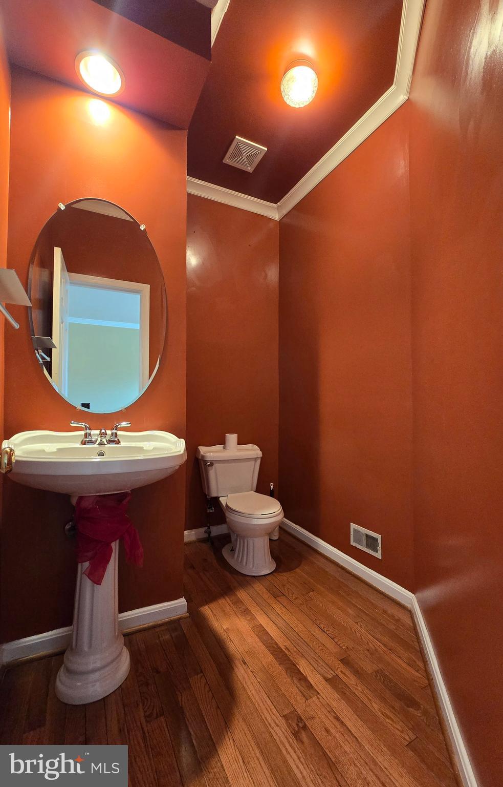 PERRYWOOD - Residential Lease