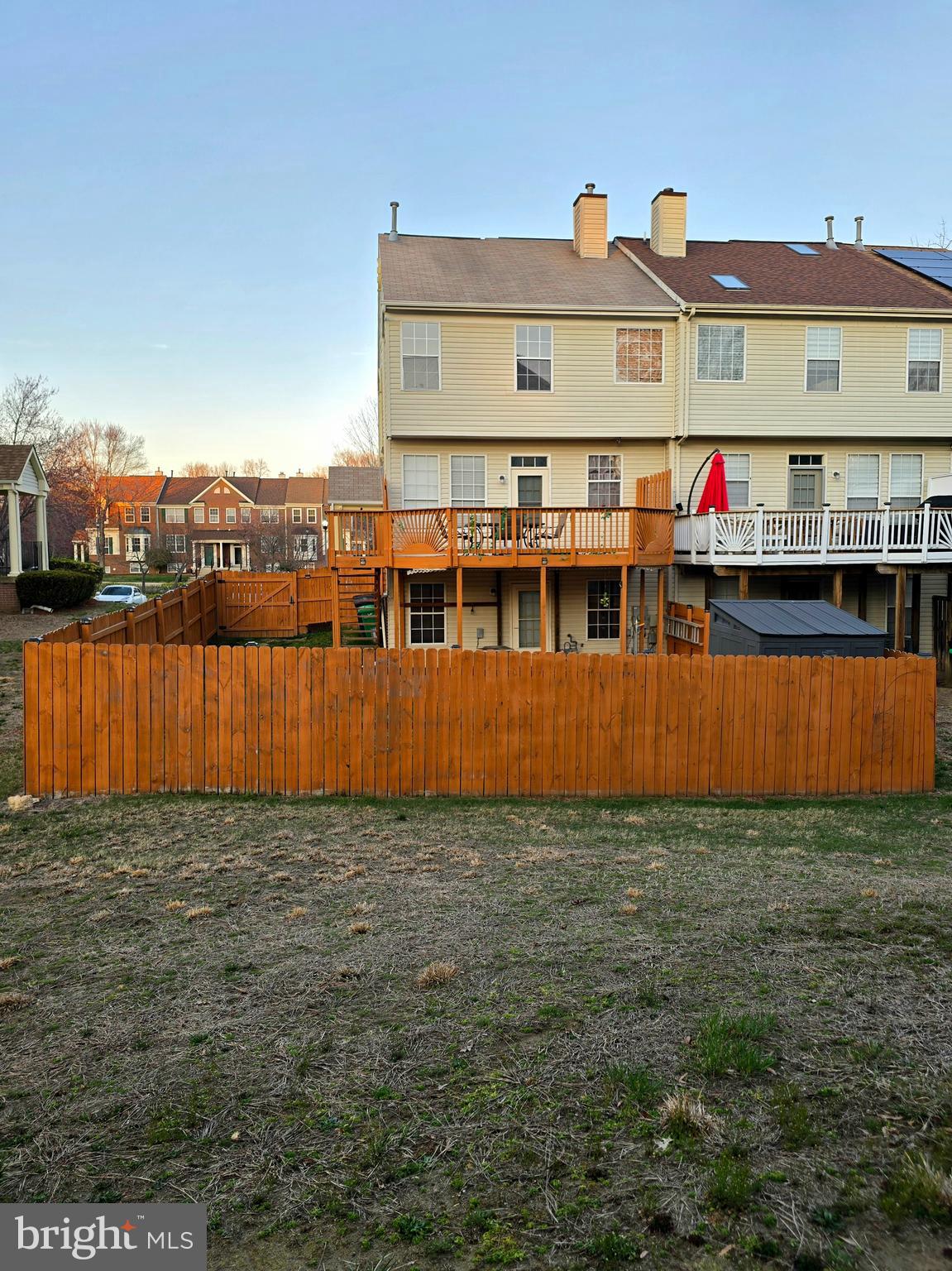 PERRYWOOD - Residential Lease