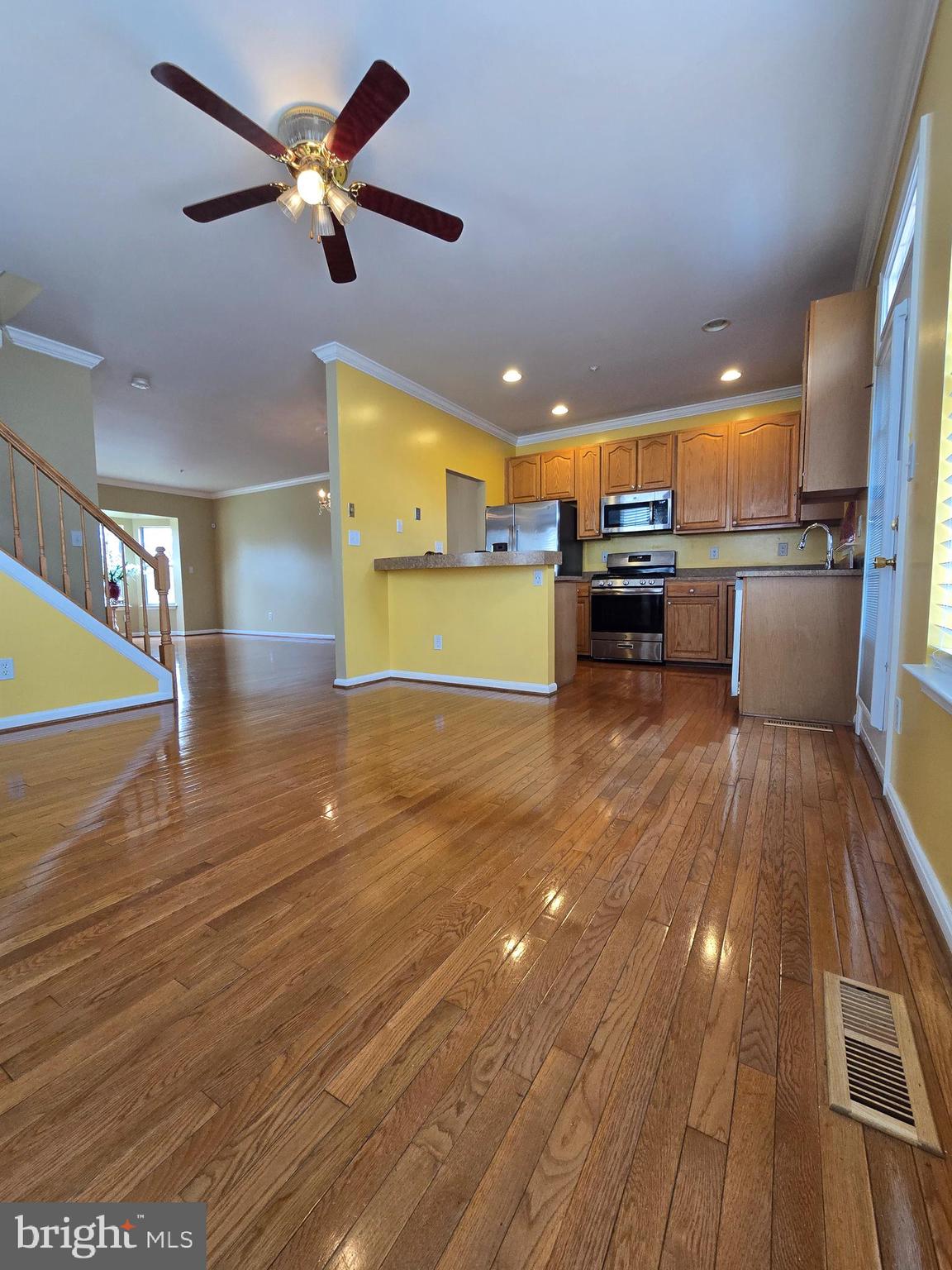 PERRYWOOD - Residential Lease