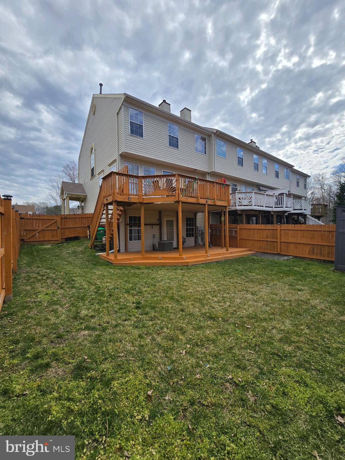 PERRYWOOD - Residential Lease