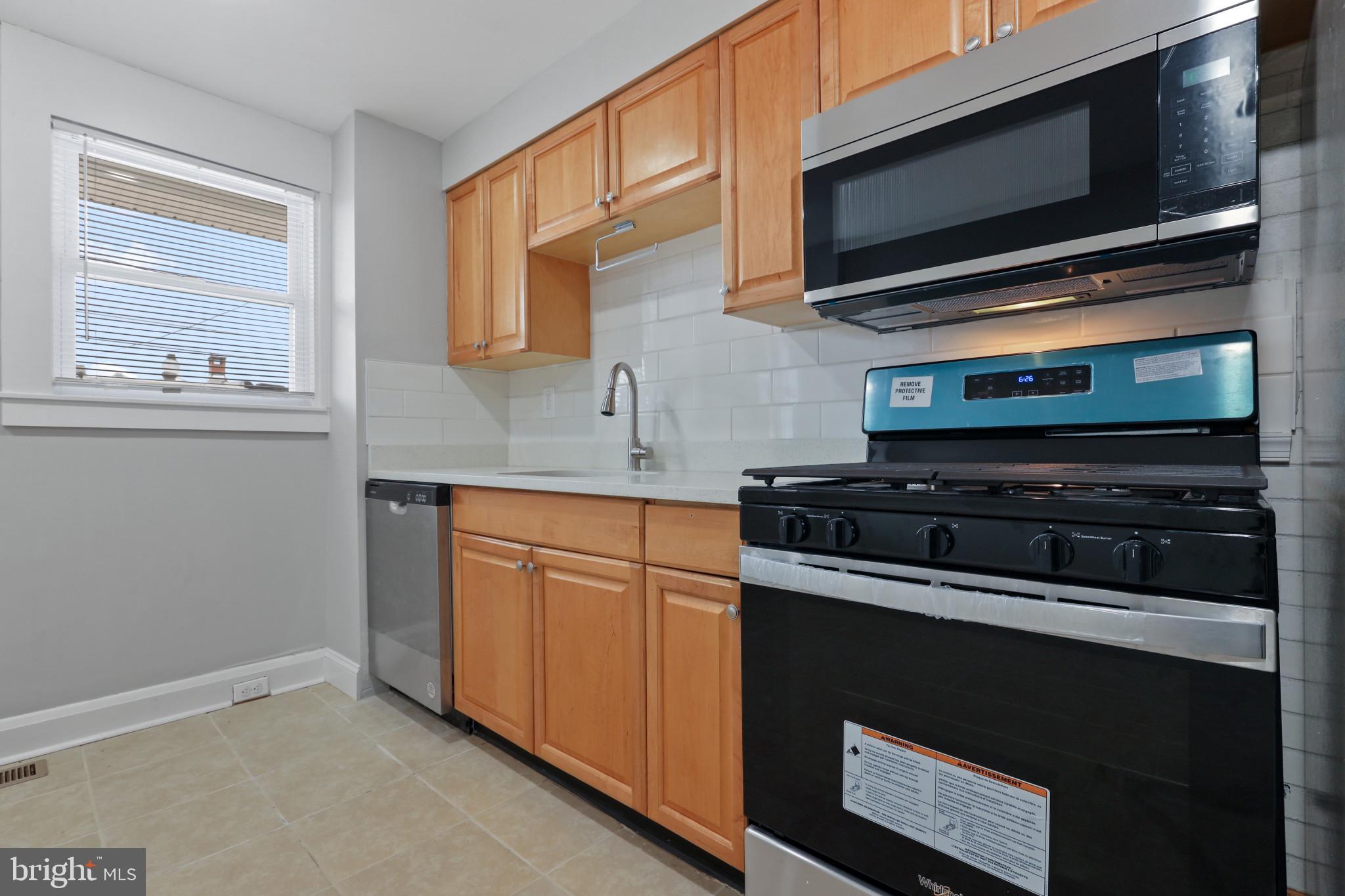 HIGHLANDTOWN - Residential Lease