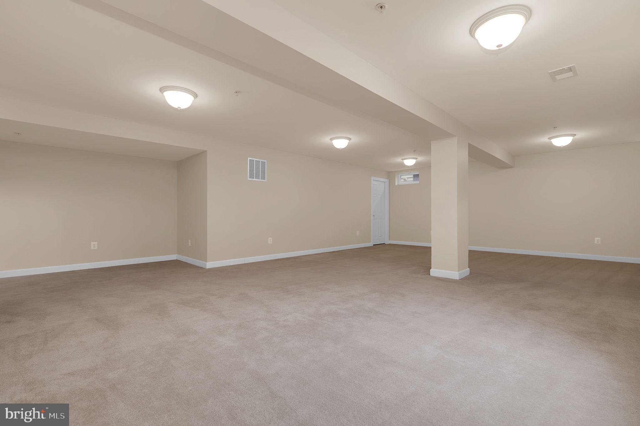 CLOVER RIDGE - Residential