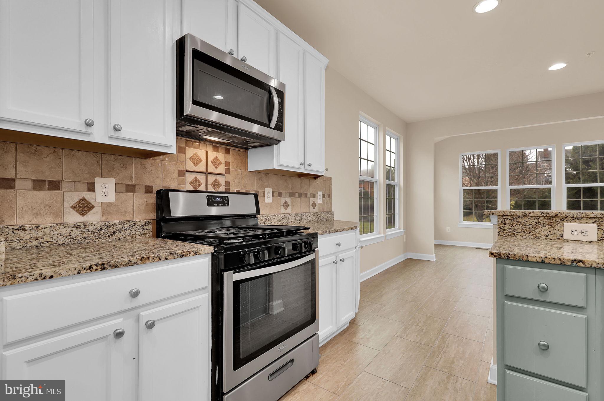 CLOVER RIDGE - Residential