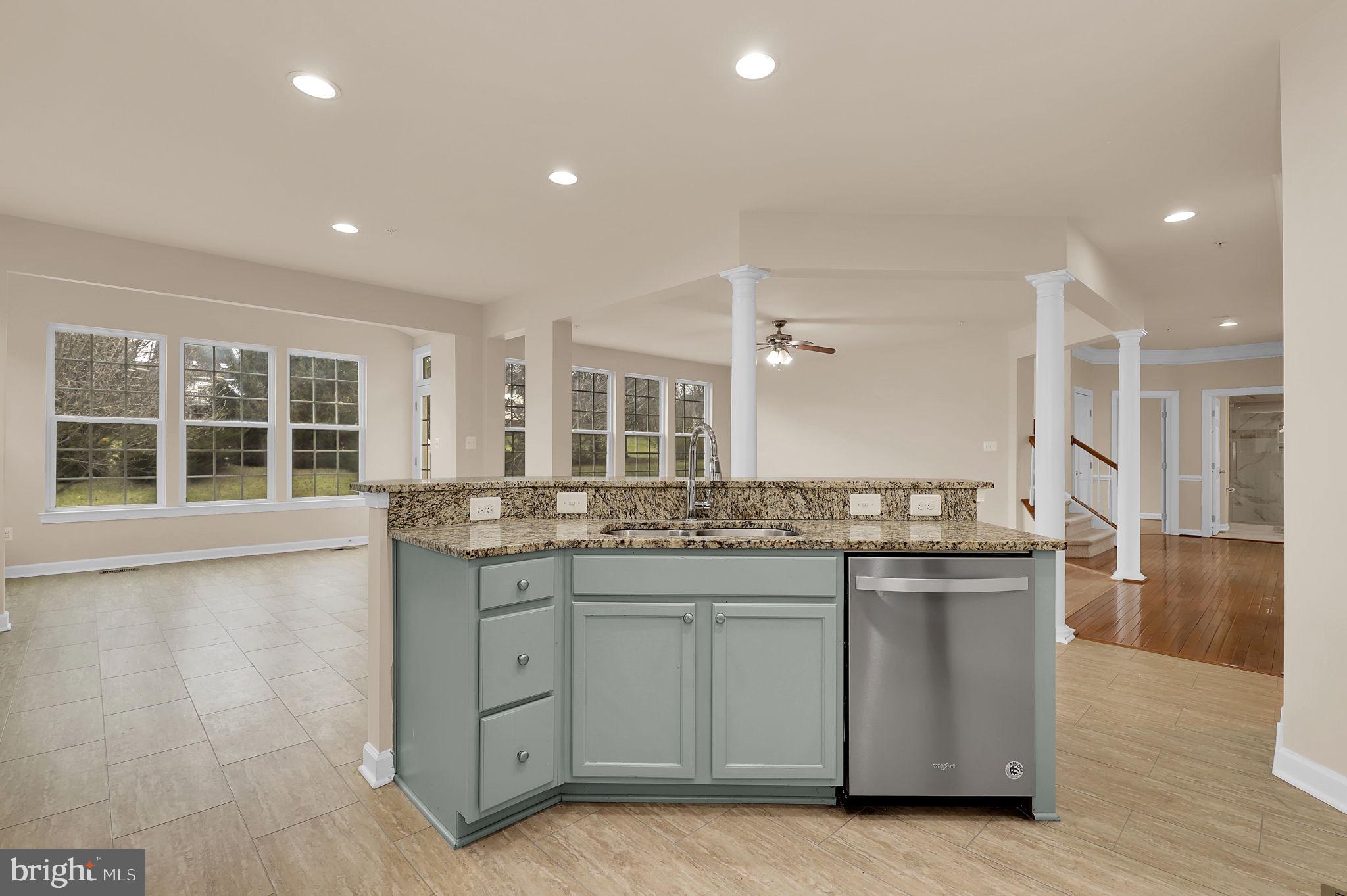 CLOVER RIDGE - Residential